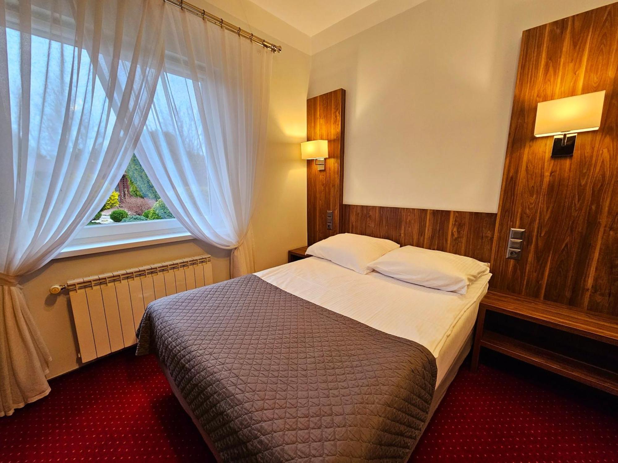 Hotel Hawana Быдгощ Экстерьер фото